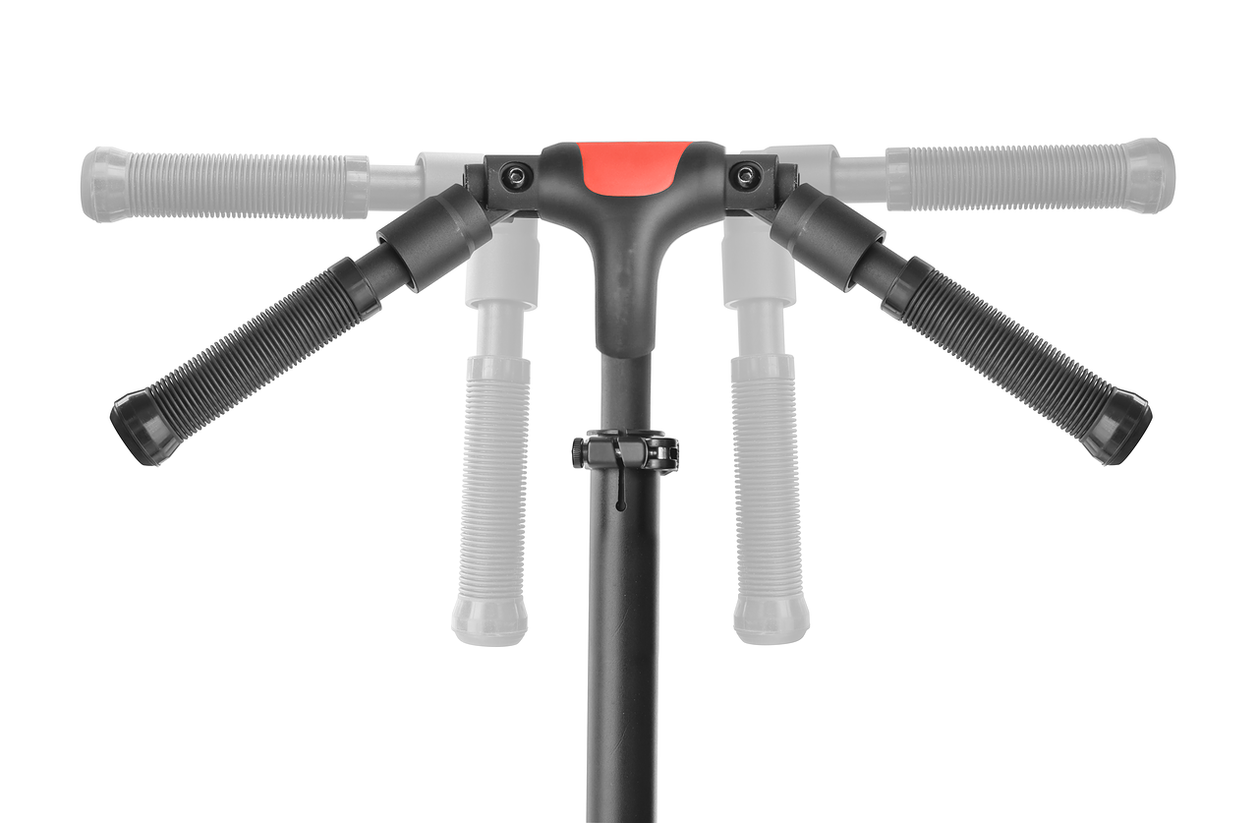 Самокат Tech Team TT CROSSTOUR (переднее колесо 230 мм., заднее 200 мм., передний и задний амортизатор) НОВИНКА 2019  (ЧЕРНО-КРАСНЫЙ)